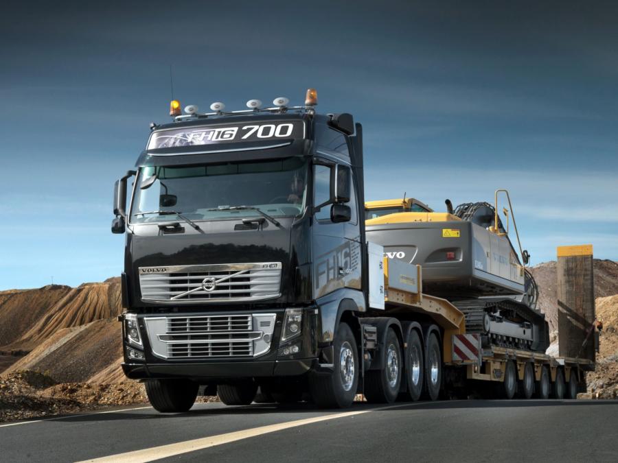  Volvo FH16 700 8x4 2009 года  (фото 2 из 10)